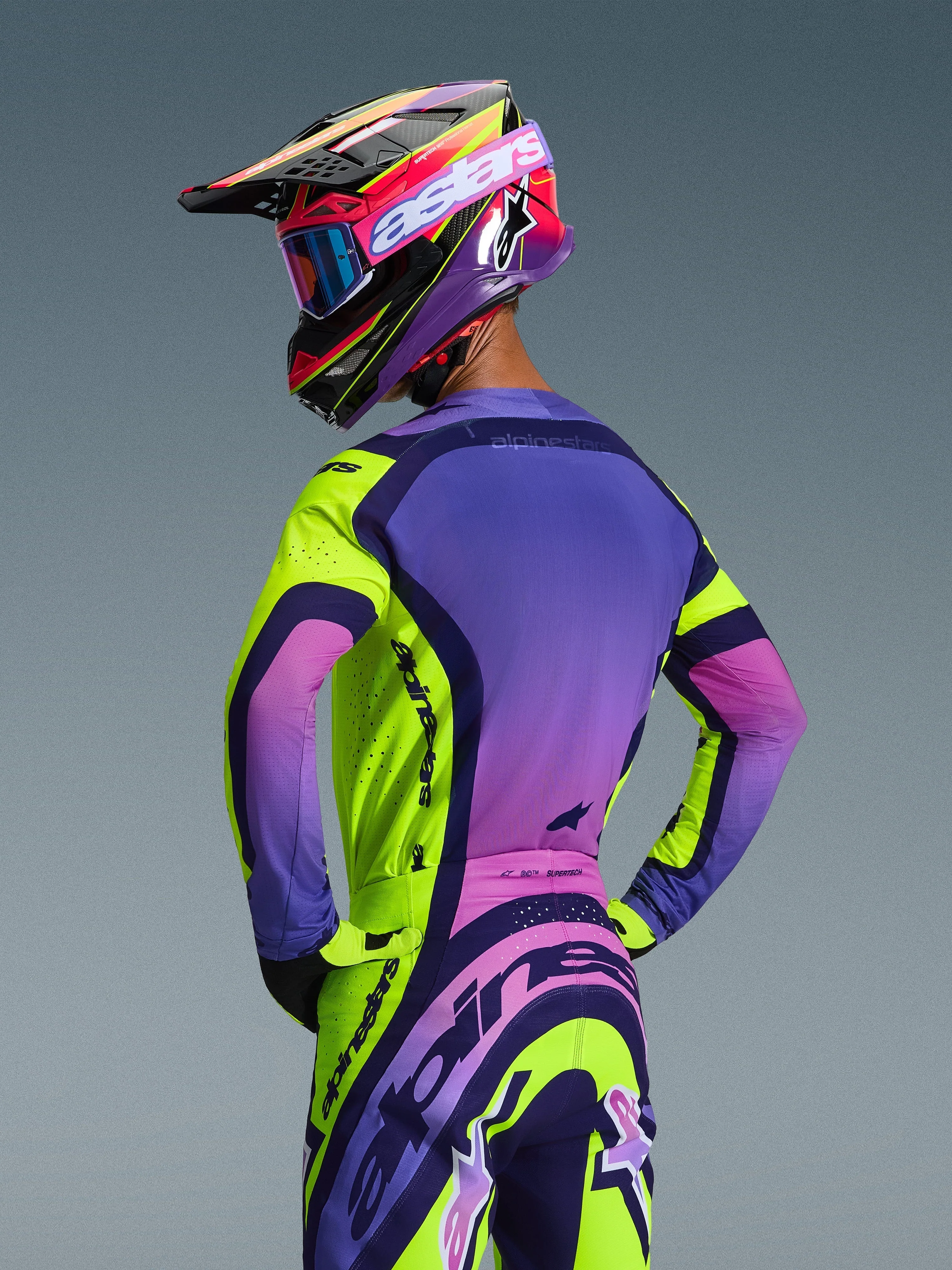 2026 Supertech Vista Gear Set - Image 8