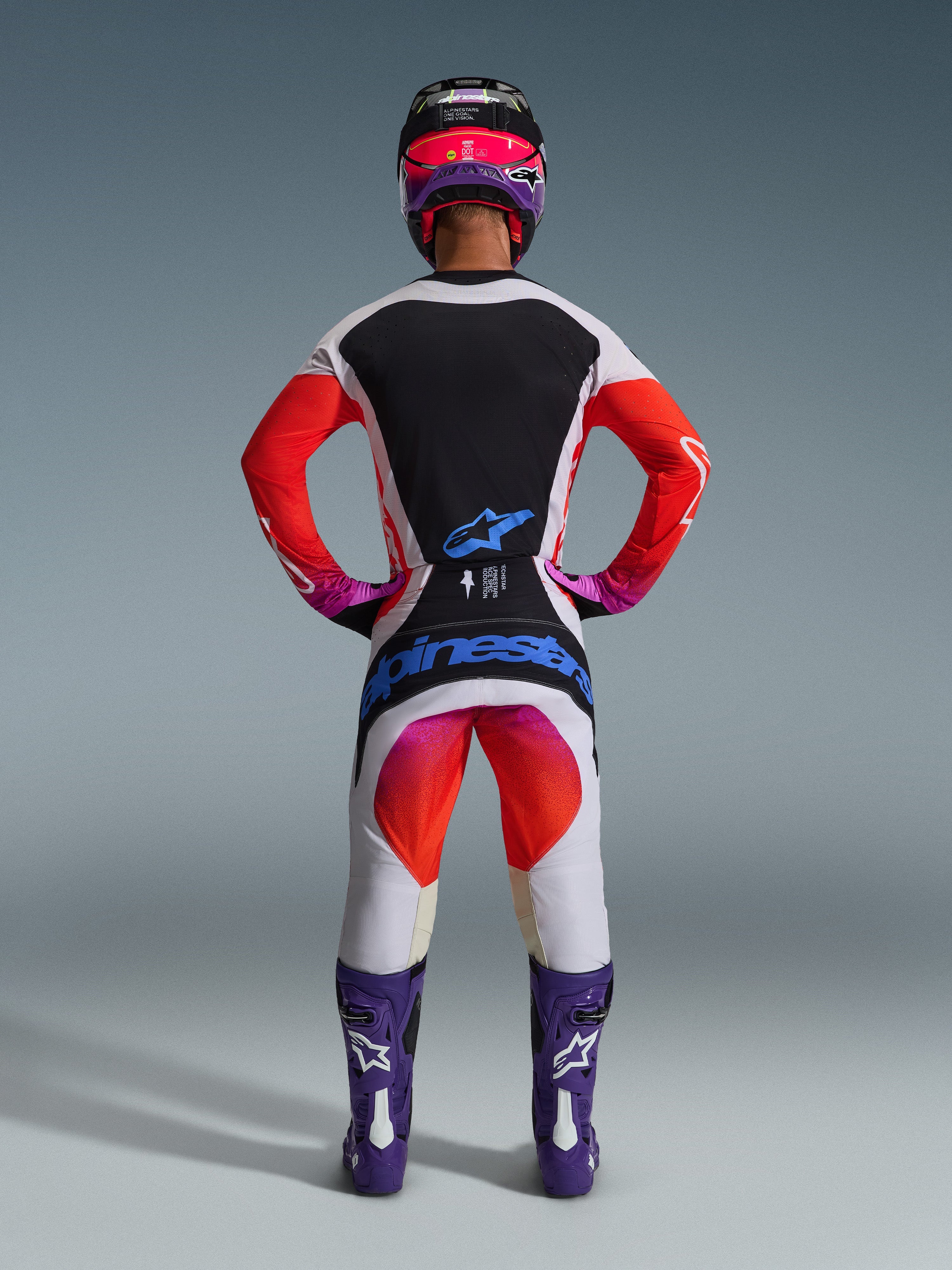 2026 Techstar Knif Gear Set - Image 3