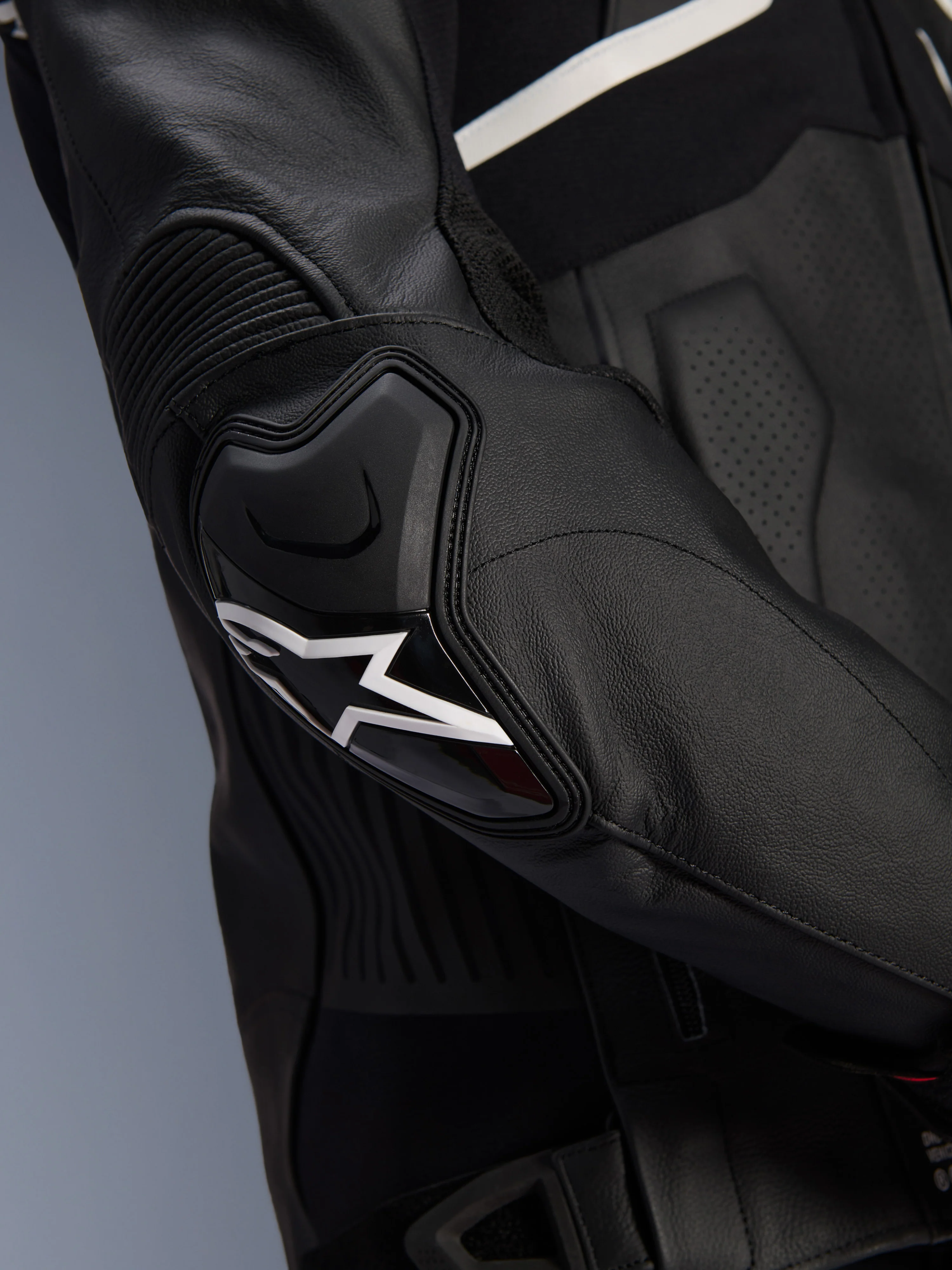 Atem V5 Leather Jacket - Image 8