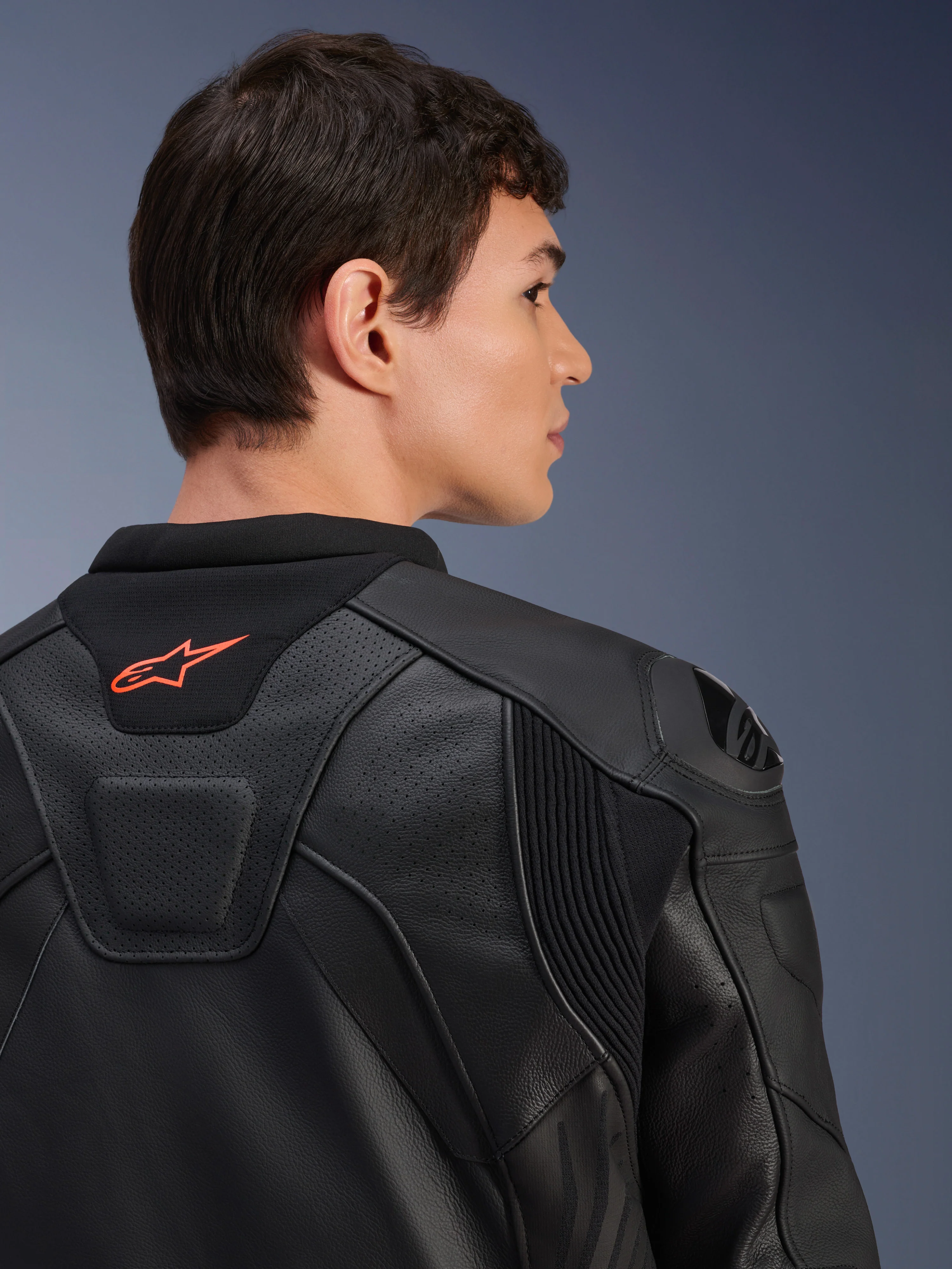 GP Plus R V4 Airflow Leather Jacket - Image 9