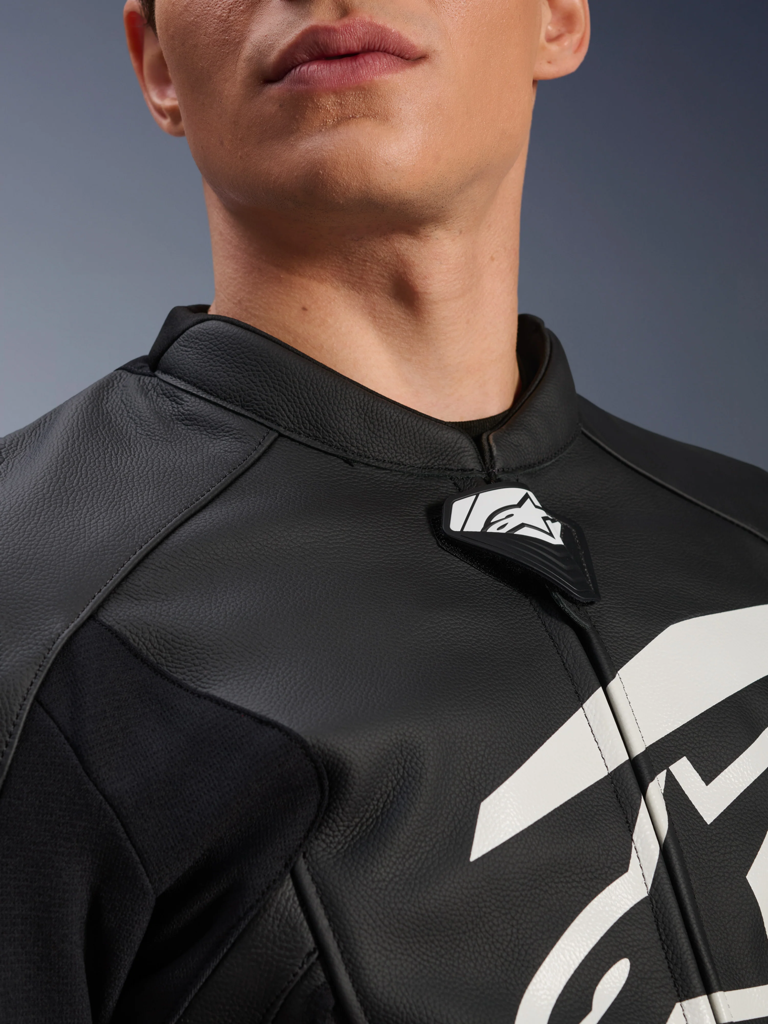 GP Plus V4 Leather Jacket - Image 10
