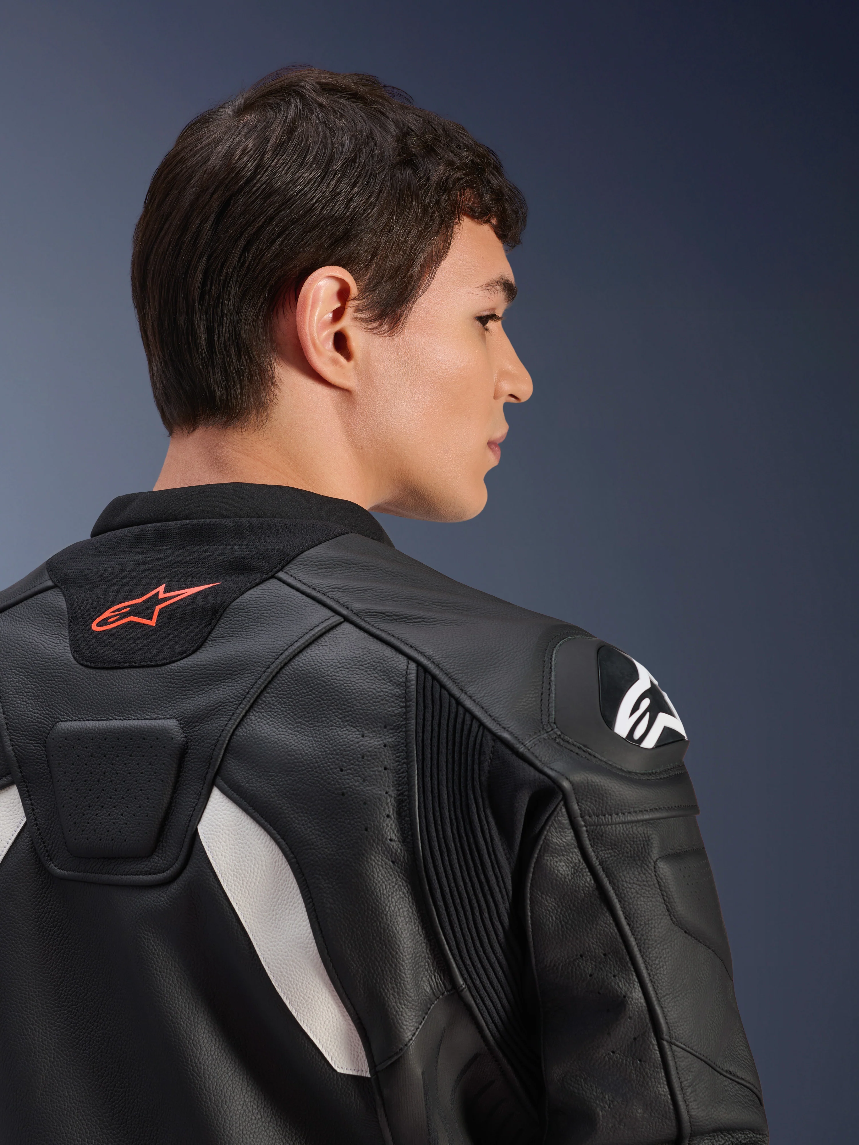 GP Plus V4 Leather Jacket - Image 11