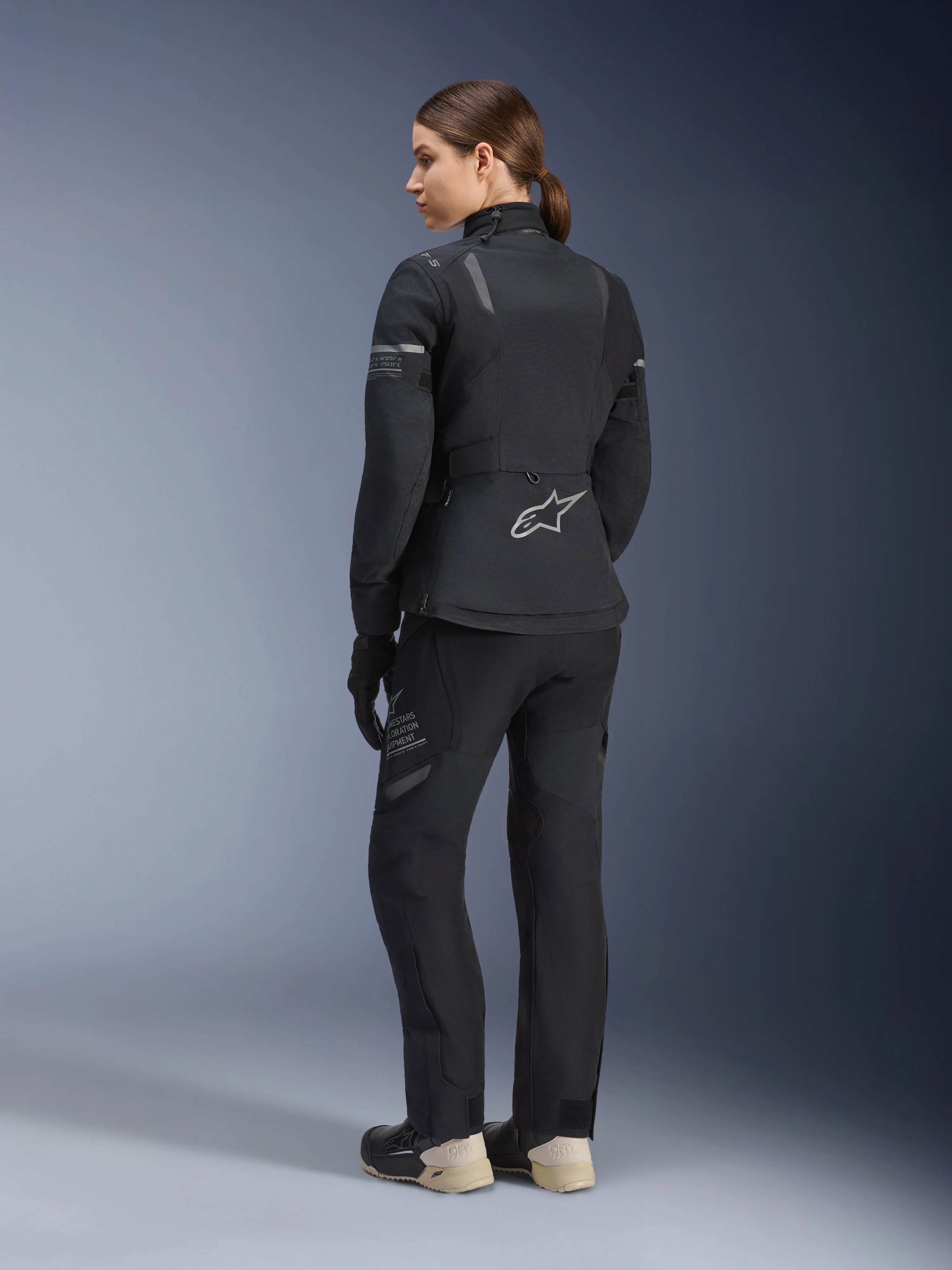 Women Stella ST-7 2L GORE-TEX Jacket - Image 4
