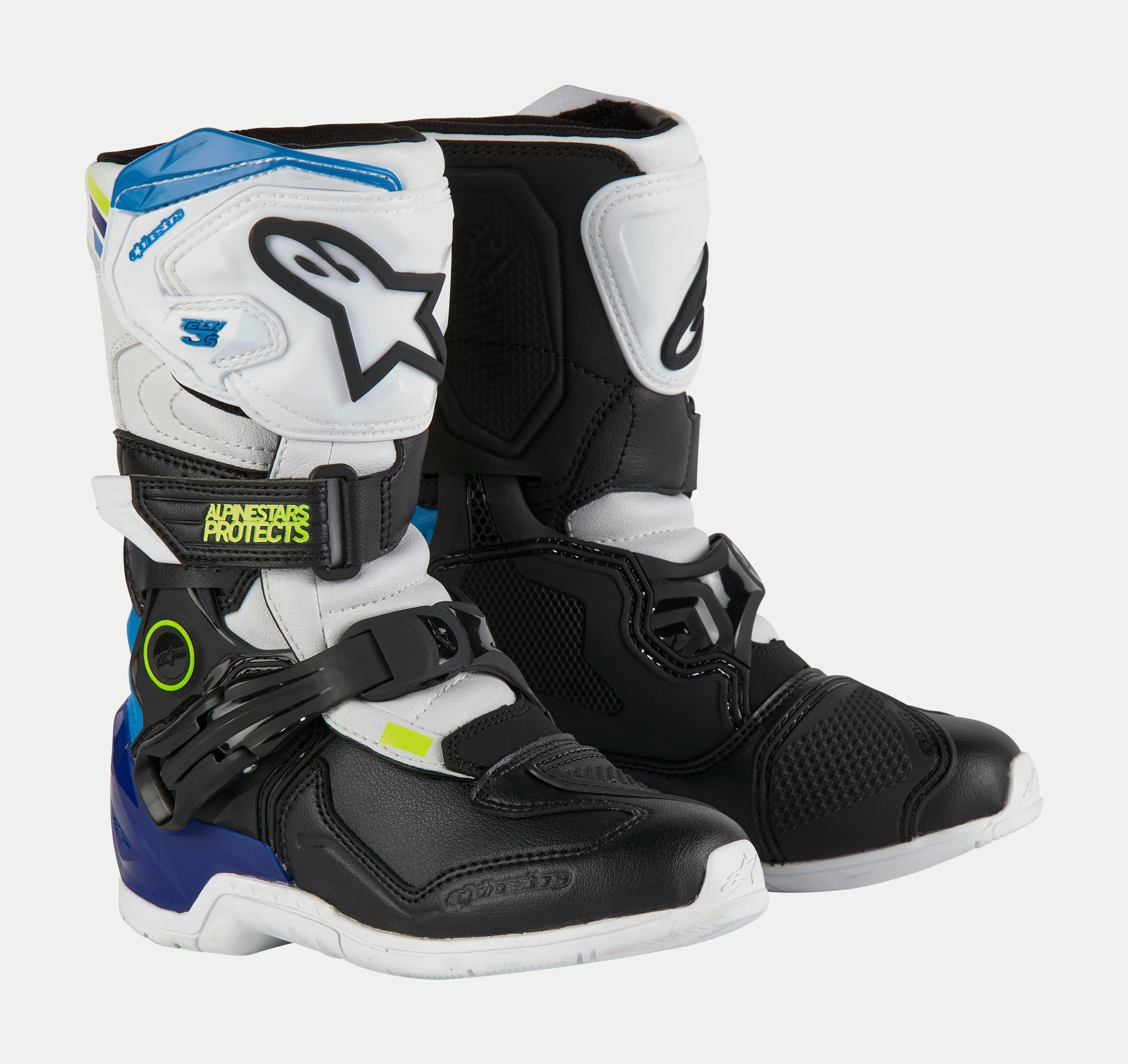 Kids Tech 3S Boots - Image 2